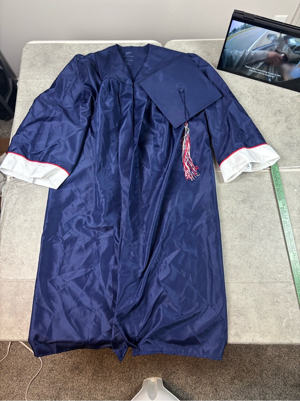 Jostens BDG Collection Graduation Cap and Gown, navy blue Zip Size 5'07"-5'09"